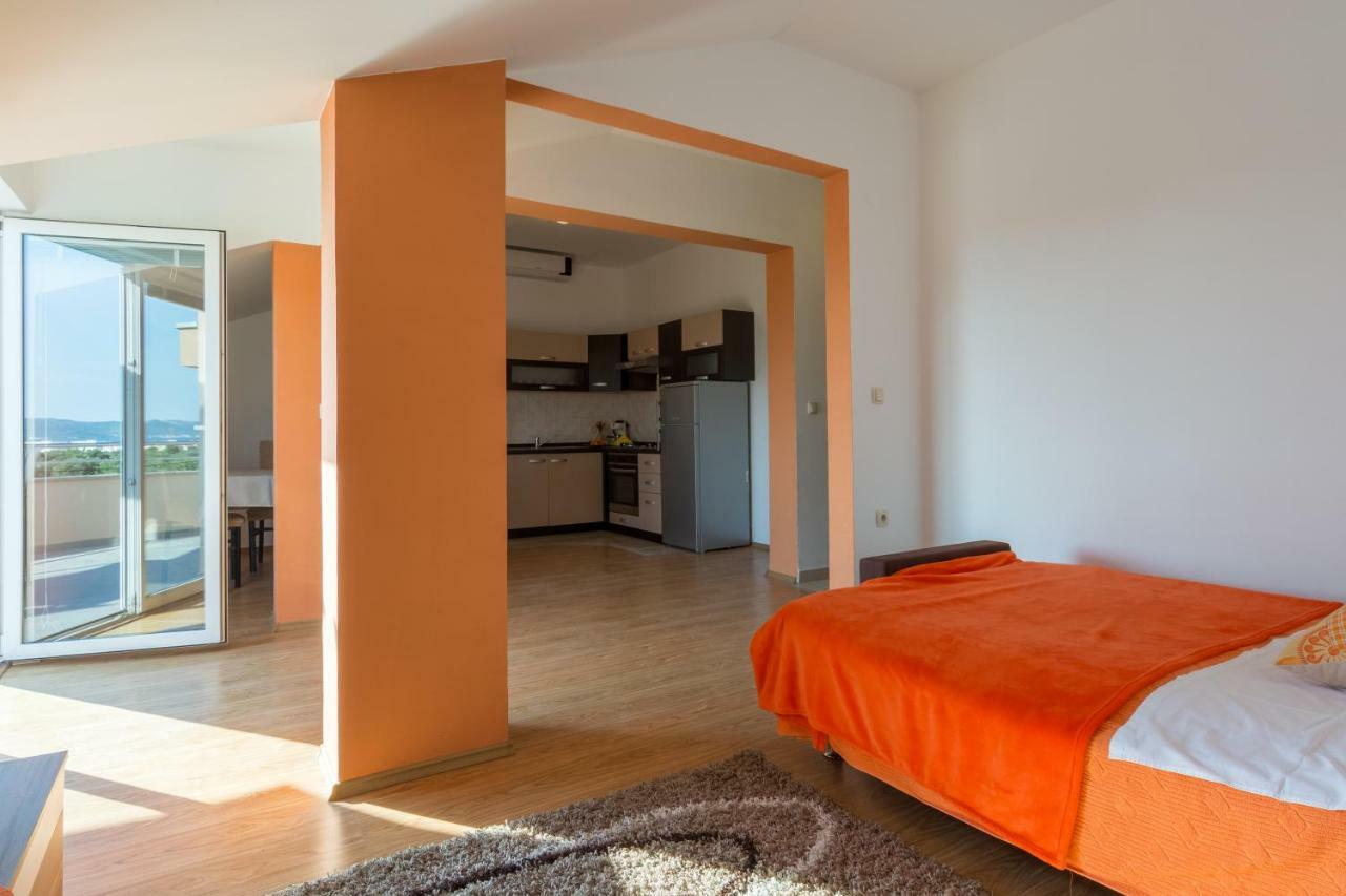 Lotus Appartement *
